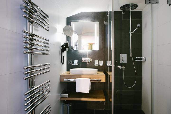 Hôtel pour 3 personnes, avec terrasse à Andermatt - 4