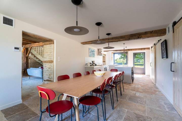 Location de vacances pour 15 personnes, avec vue et jardin à Chailly-sur-Armançon - 4