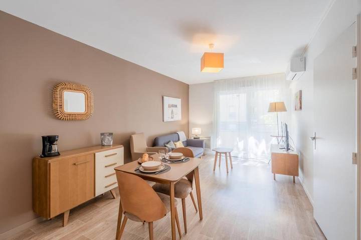 Appart’hôtel pour 2 personnes, avec Terrasse