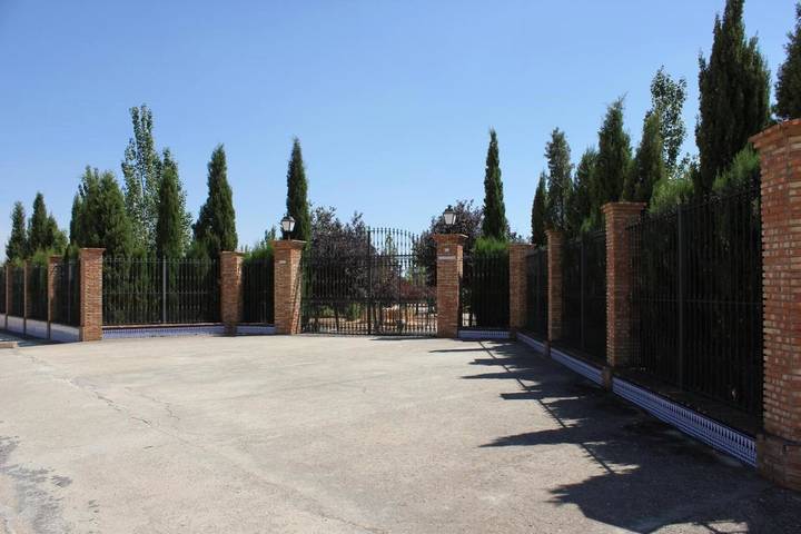 Casa de vacaciones para 8 personas, con jardín además de piscina y vistas, Familias con niños en Sierra Morena de Ciudad Real - 3