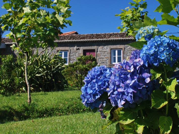 Casa rural para 3 personas, con jardín y terraza en Azores - 2