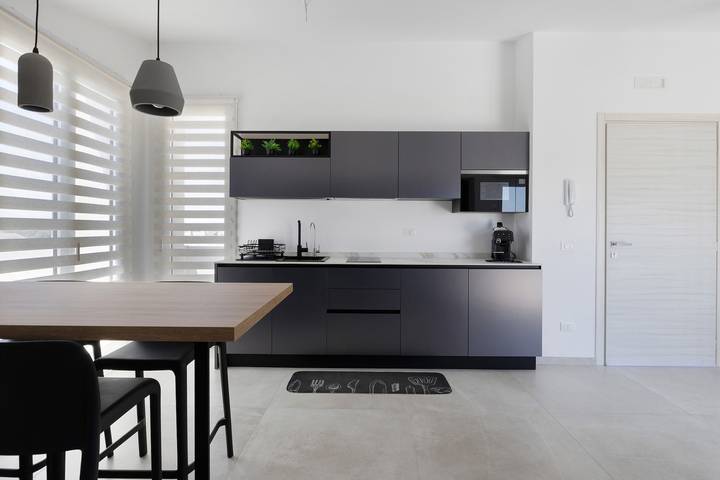 Hel lägenhet, Giordano House: Panoramic Penthouse with Pool and Spa Overlooking the Sea in Santa Maria del Focallo, Ispica