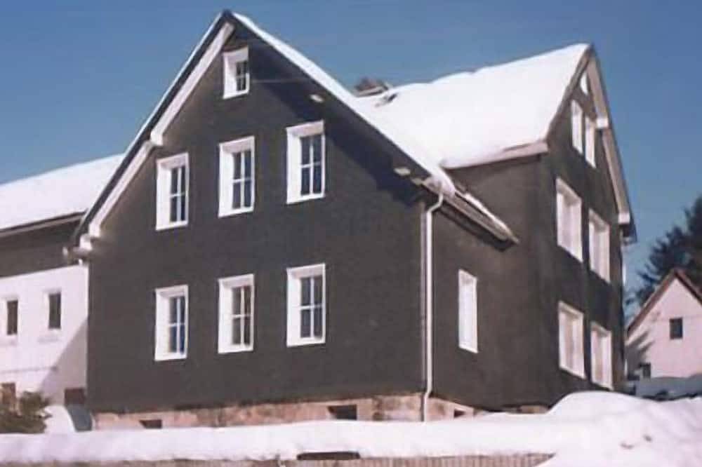 Ferienhaus für 12 Gäste mit 154m² in Vesser in Suhl, Rennsteig
