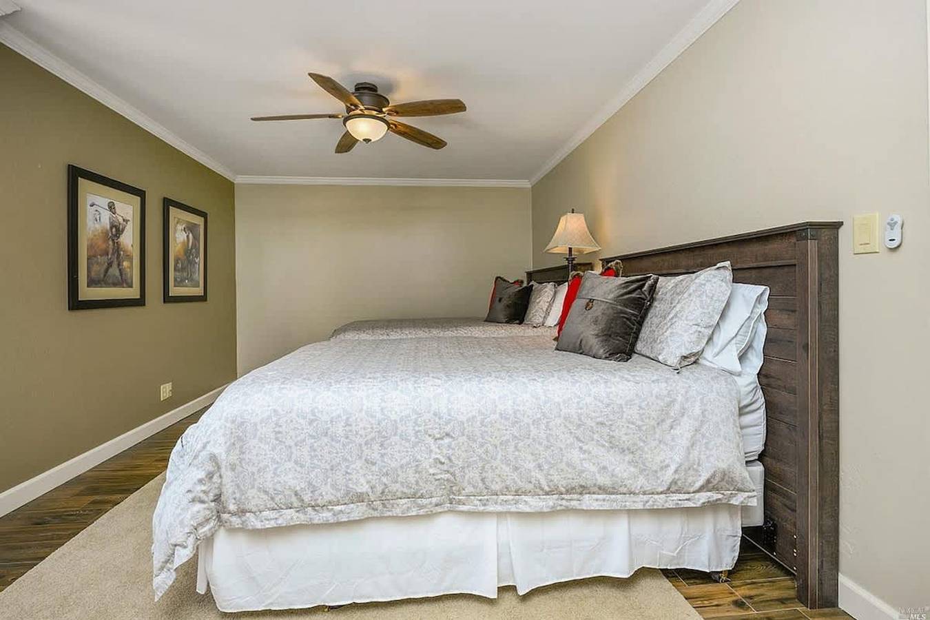 Entire apartment, Elegant Napa Retreat Luxe Beds Prime Location in North Coast