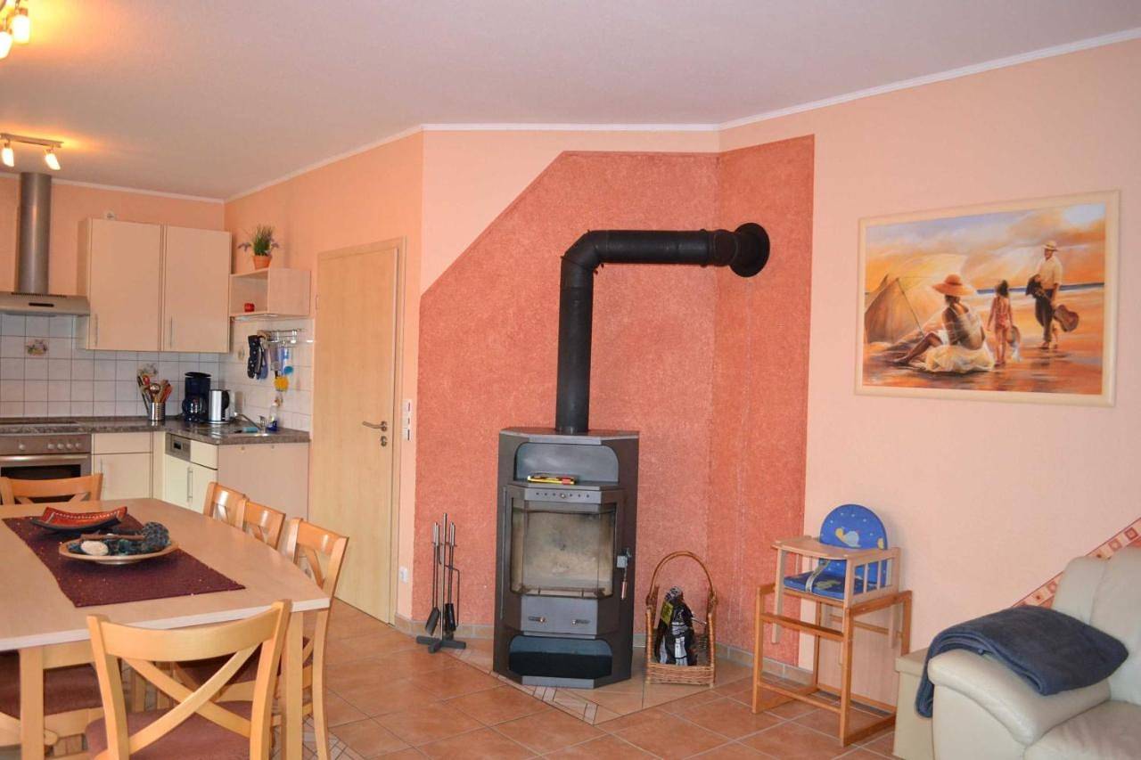 Apartment with Terrace in Karlshagen, Usedomer Norden