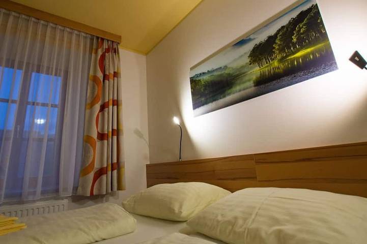 Appartement Nr. 31, Toilette und Dusche getrennt - Gästehaus Leypold in Murau, Murau (Kreischberg)