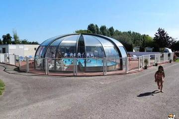 Camping pour 4 Personnes dans Quettehou, Cotentin, Photo 3