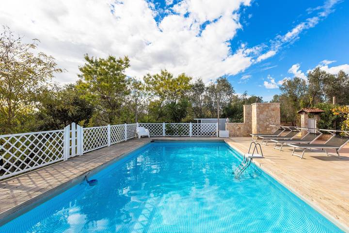 Maison d’hôte pour 7 personnes, avec jardin et piscine à Ostuni - 4