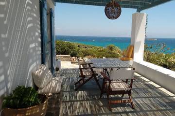 Villa pour 5 personnes, avec jardin ainsi que jacuzzi et balcon dans Paros