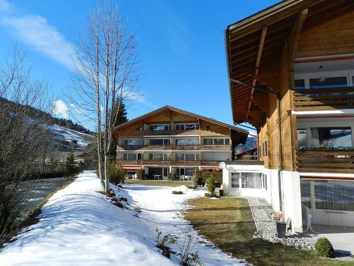 Gîte pour 4 personnes, avec balcon dans Gstaad - 4
