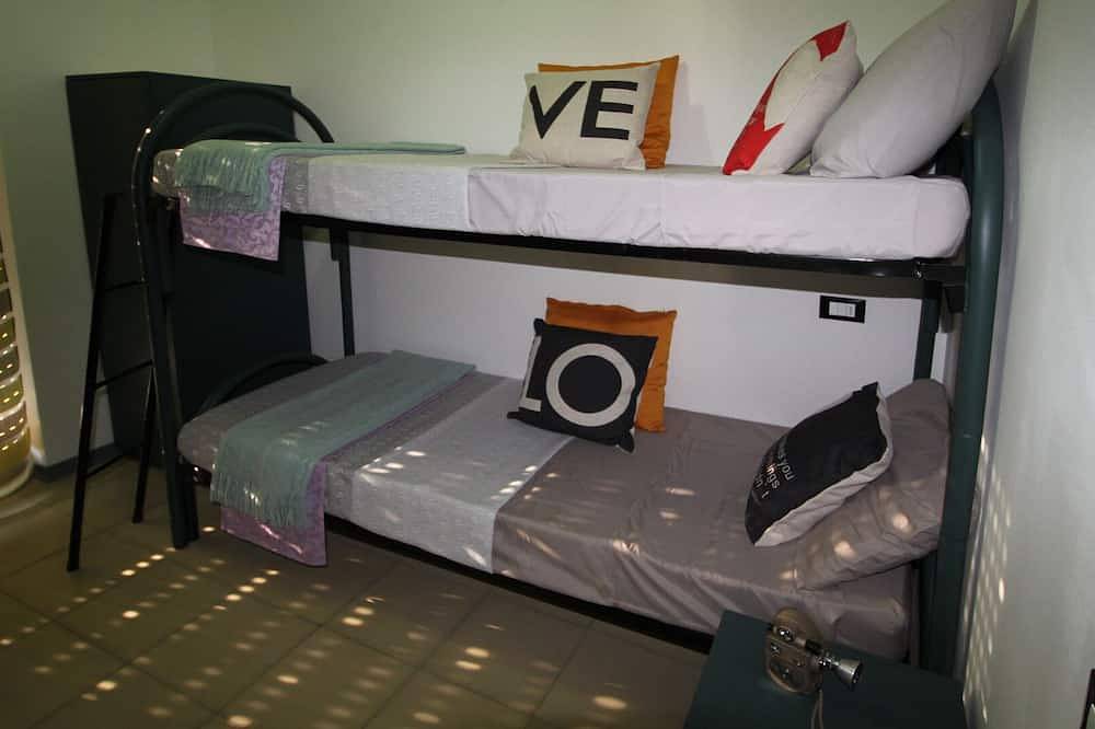 Entire apartment, Lubar beachfront holiday homes - 5-star quality and affordable price in Villa Rosa, Teramo Province