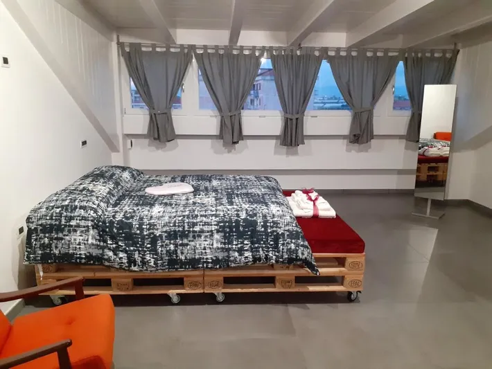 Chambre d’hôte pour 4 personnes, avec terrasse et vue, animaux acceptés - 1