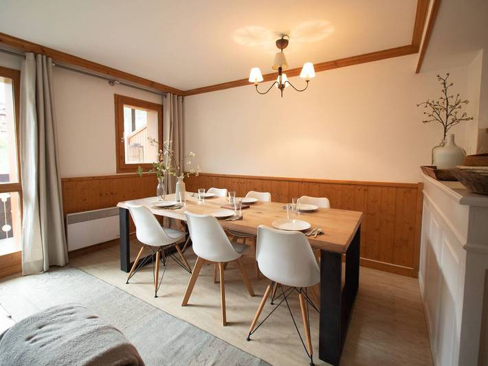 Apartamento entero, Dúplex renovado de 4 habitaciones, 6 pers., 2 balcones, guardaesquís, limpieza incluida in Valmorel, Les Avanchers-Valmorel