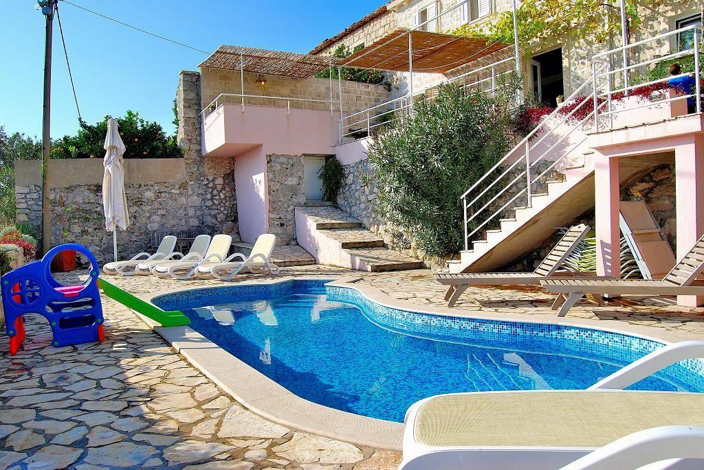 Villa für 10 Personen mit Meerblick in Orasac, Grad Dubrovnik