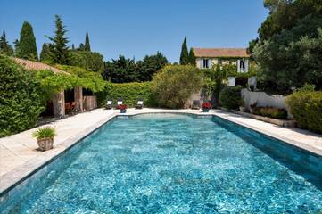 Chambre d’hôte pour 4 personnes, avec piscine et jardin à Châteaurenard