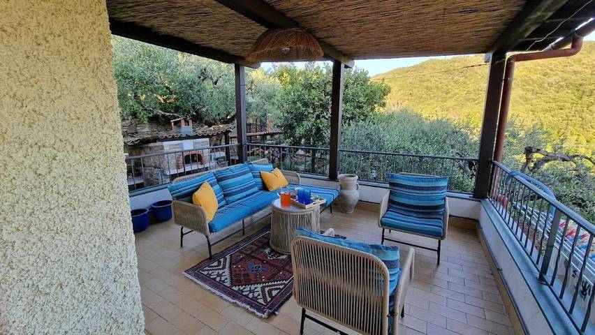 Appartement de vacances pour 6 personnes, avec Balcon et Terrasse ainsi que Jardin et Vue
