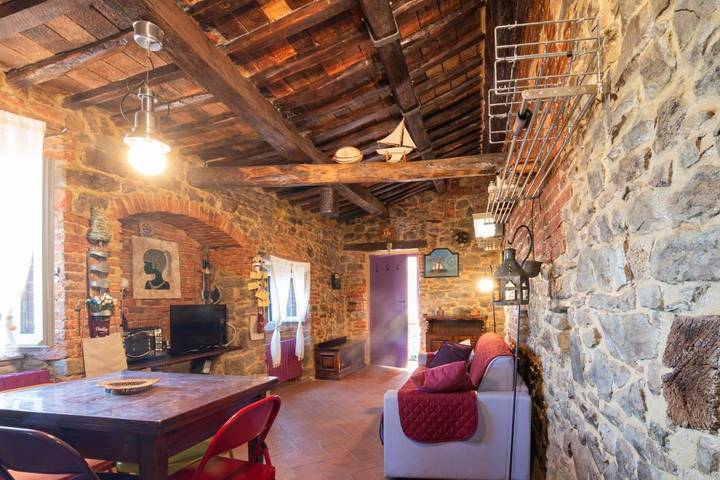 Appartamento per 4 persone, con Balcone e Terrazza nonché Panorama a Scansano