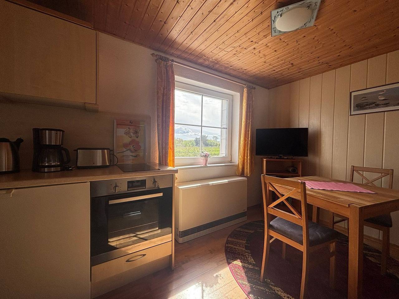 Ganze Ferienwohnung, Haus Boddenblick - Familie Siebler - Fewo Haus 1 im Eg mit Terrasse (2 Personen) in Neuendorf Insel Hiddensee, Hiddensee