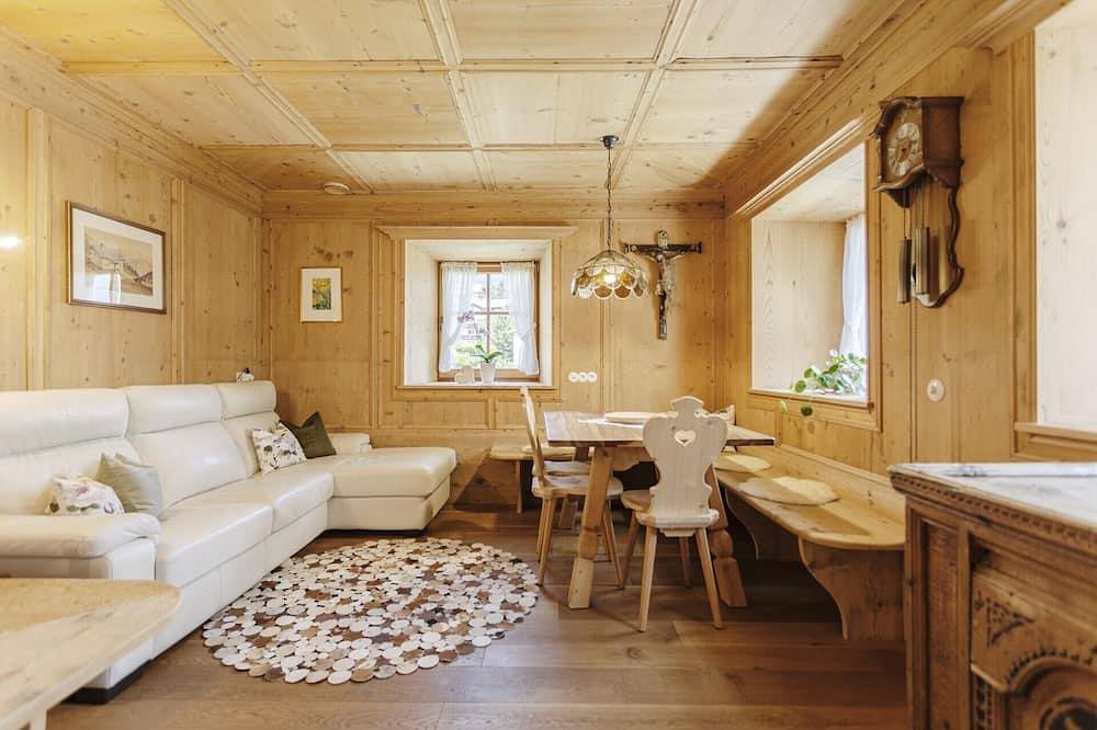 Ganze Wohnung, Zentral gelegenes Apartment  inmitten der Dolomiten in St. Ulrich in Gröden, Dolomiti Superski