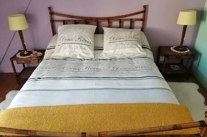 Location de vacances pour 5 personnes, avec Jardin à La Chapelle-Montligeon - 2