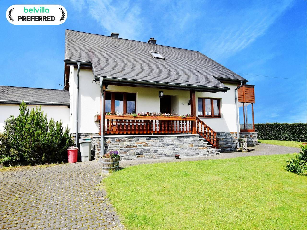 Ferienhaus in Schönberg mit Whirlpool in Sankt Vith, Lüttich und Umgebung