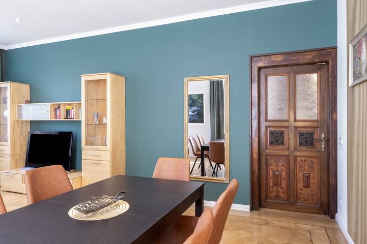 Ganze Wohnung, Ferienwohnung 'Villa Schönau' - Historischer Charme und moderner Komfort erwarten Sie in Bad Blankenburg, Saaleland