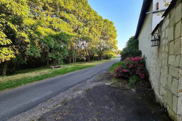 Gîte pour 2 personnes, avec Terrasse et Jardin à Rivarennes