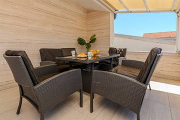 Ferienwohnung für 6 Personen, mit Balkon und Balkon/Terrasse, kinderfreundlich auf Vir