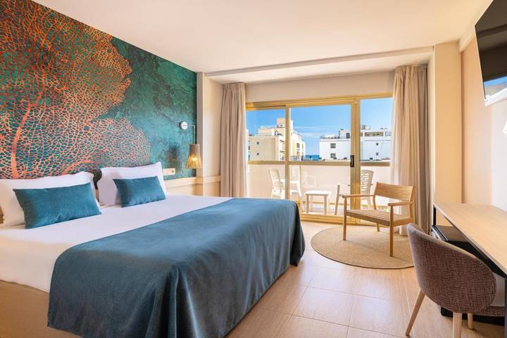 Hotel für 2 Personen, mit Whirlpool und Balkon sowie Sauna und Pool in Calella - 4