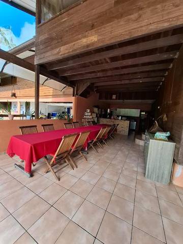 Maison de campagne pour 2 personnes, avec terrasse ainsi que jardin et vue, animaux acceptés dans Guyane française