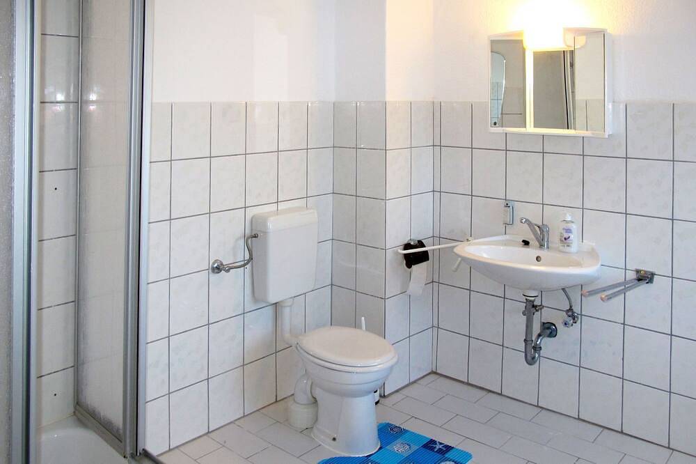 Am See I by Interhome in Verchen, Kummerower See