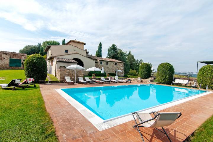 Hel lägenhet, Tenuta Branca – Solatio Apartment Comfort and Pool Amid Chianti Hills in San Casciano in Val di Pesa, Chianti