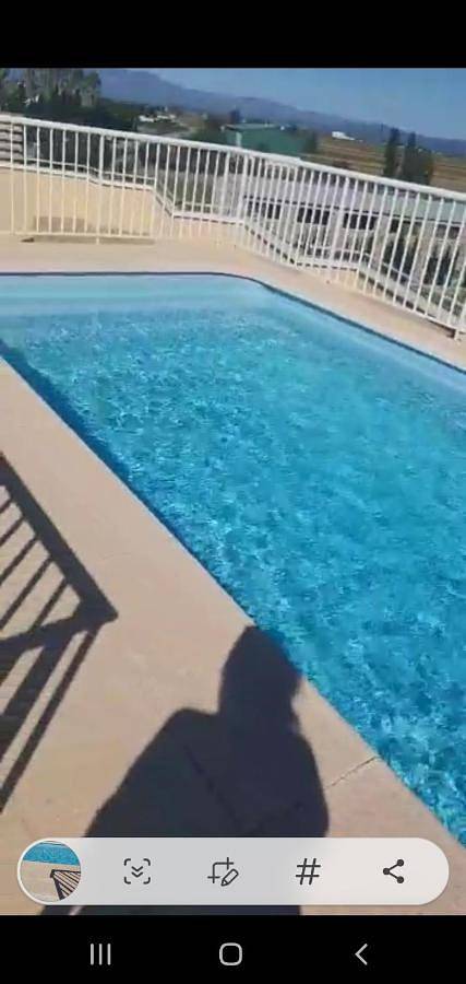 Gîte pour 4 personnes, avec Balcon et Terrasse ainsi que Piscine et Vue dans Els Muntells - 3