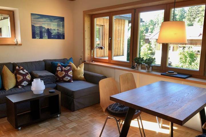 Ferienwohnung für 4 Personen, mit Garten und Terrasse sowie Whirlpool am Spitzingsee