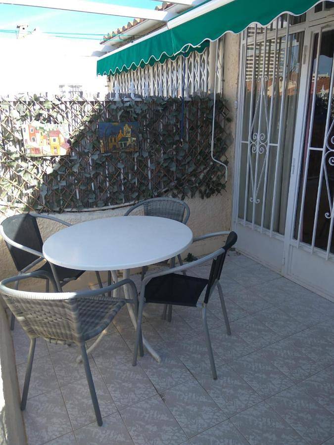 Maison d’hôte pour 2 personnes, avec terrasse ainsi que jardin et piscine à Benidorm - 4