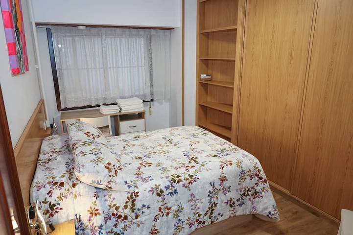 Apartamento entero, Centrico Exterior Amplio 110 m in Santiago de Compostela, Provincia de La Coruña