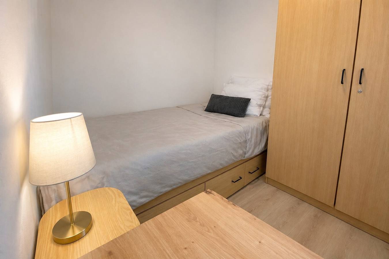 Ganze Wohnung, Apartment 'Terrasse Zwei Betten 1-6' mit Wlan in Lübeck (Stadt), Lübeck