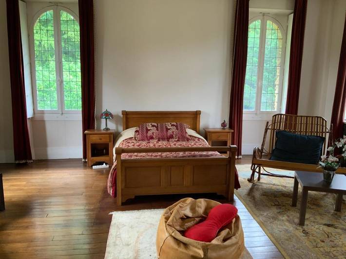 Gîte pour 2 personnes, avec terrasse ainsi que vue et jardin, animaux acceptés à L'Étang-la-Ville - 3