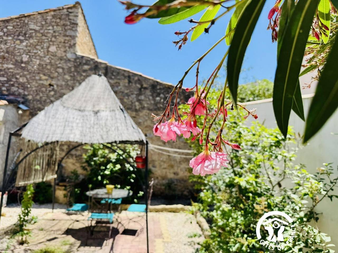 Le Laurier Fleuri in Montredon-des-Corbières, Region de Narbonne