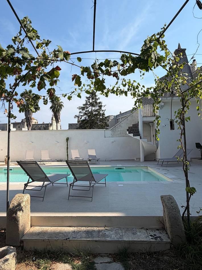 Room 'Petra Suite&Pool - Suite Botte' with Shared Pool, Wi-Fi and Air Conditioning in Uggiano La Chiesa, Lecce-provinsen