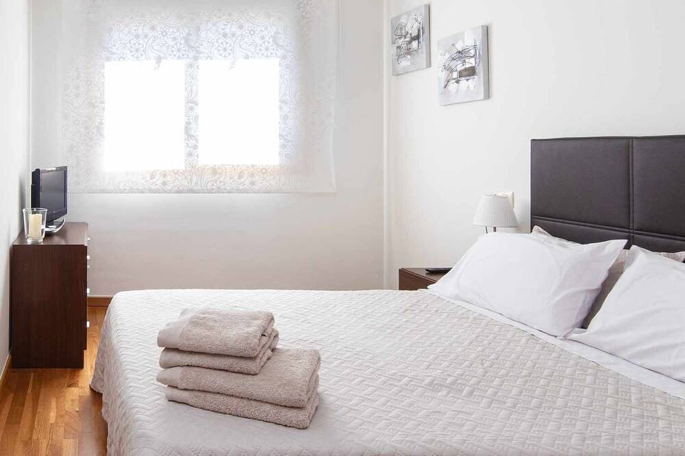Entire apartment, Ag apartment mar do barbanza Ii ,150m beach for 4 in Boiro, Rías Baixas