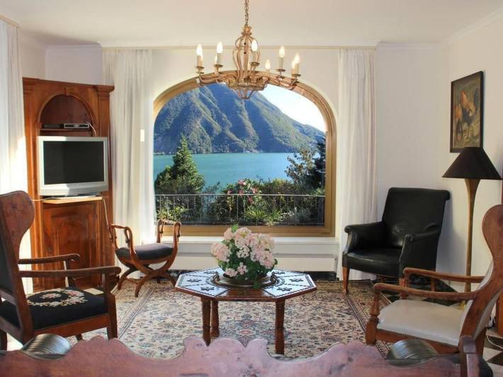 Ferienwohnung für 5 Personen, mit Pool und Terrasse