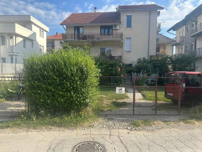 Appartement de vacances pour 4 personnes, avec Balcon et Terrasse ainsi que Jardin et Vue