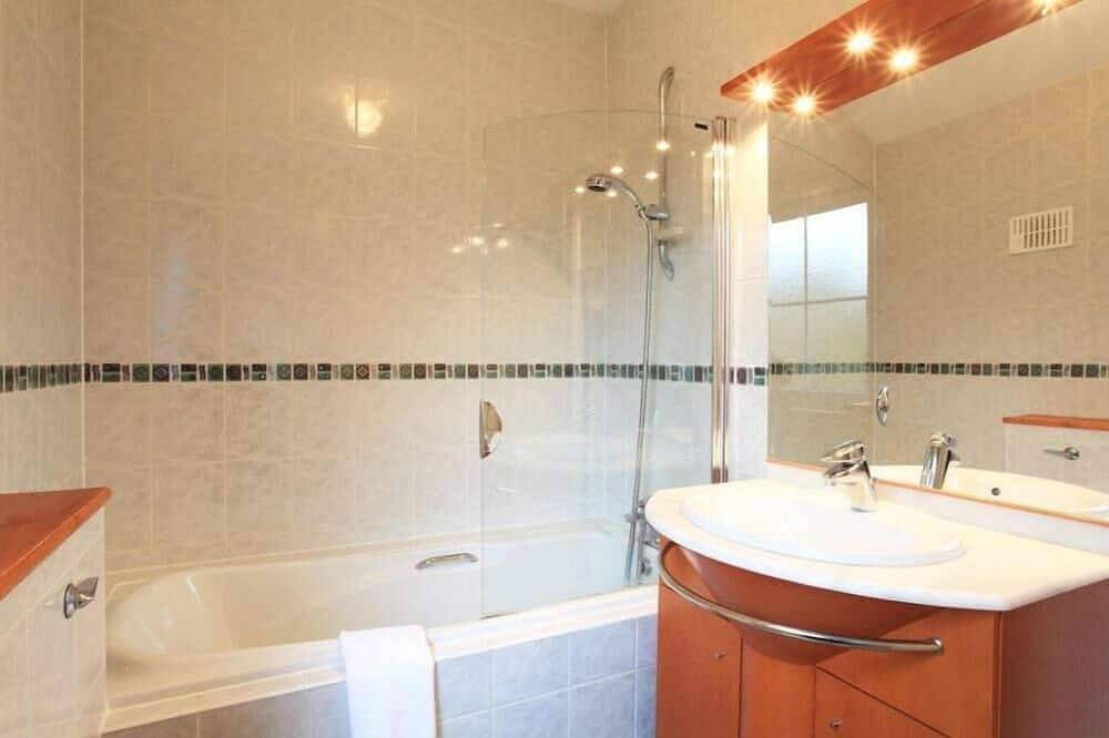 Neubau in der Nähe von Kenmare in Kenmare, County Kerry