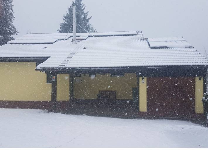 Ferienhaus für 4 Personen, mit Terrasse und Garten sowie Pool in Nesselwang