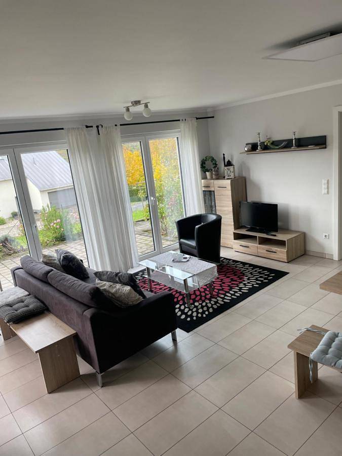 Ferienwohnung für 4 Personen, mit Balkon und Terrasse sowie Ausblick in Dieblich