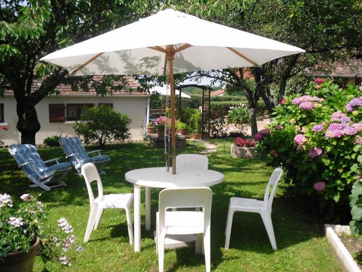 Gîte pour 2 personnes, avec Terrasse et Jardin