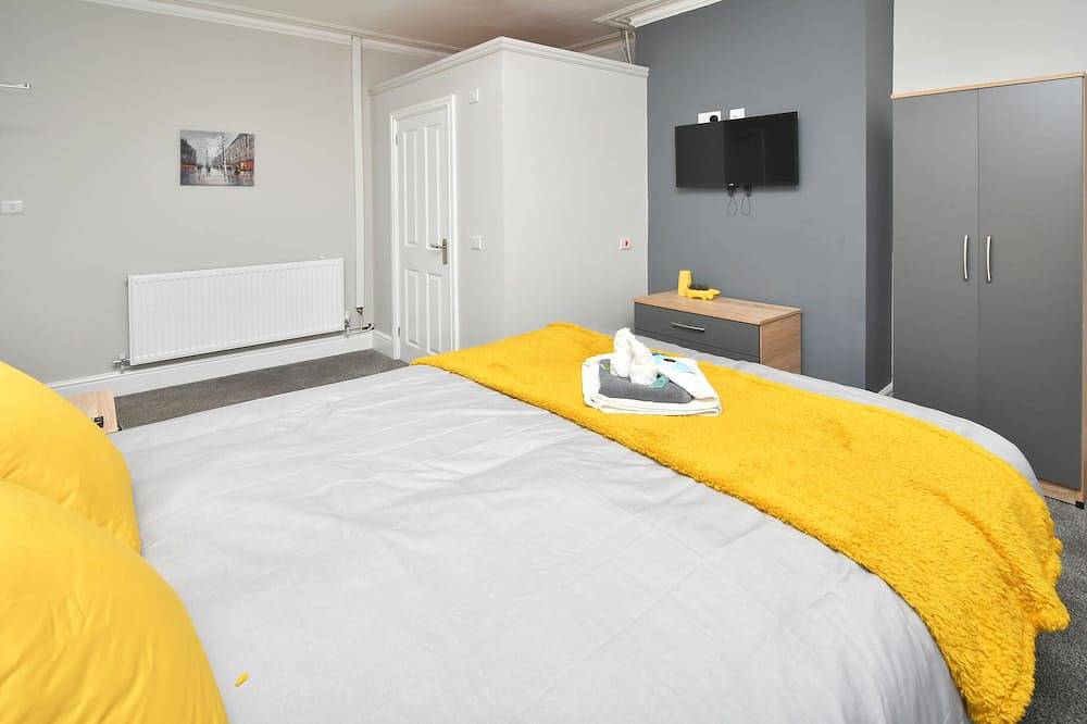 Superior-Habitacion Doble-Baño en la habitacion-With Tv in Stoke-on-Trent, Midlands