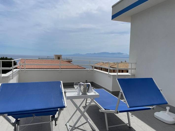 Gîte pour 7 personnes, avec vue et balcon à Porticello