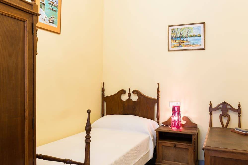 Terraced house at the beach. Barcelona. Free Wifi in Canet de Mar, Costa del Maresme